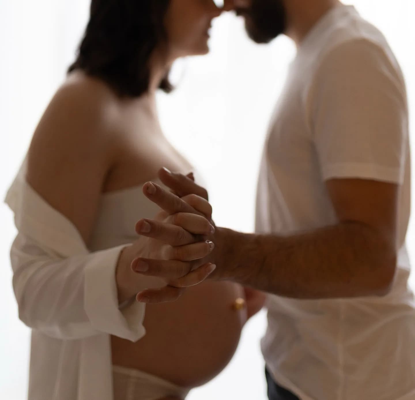 Grossesse portrait artistique studio
